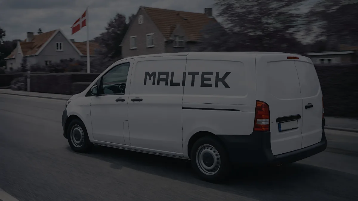 Malitek servicevogn parkeret på gaden i København, klar til on-site mobilreparation